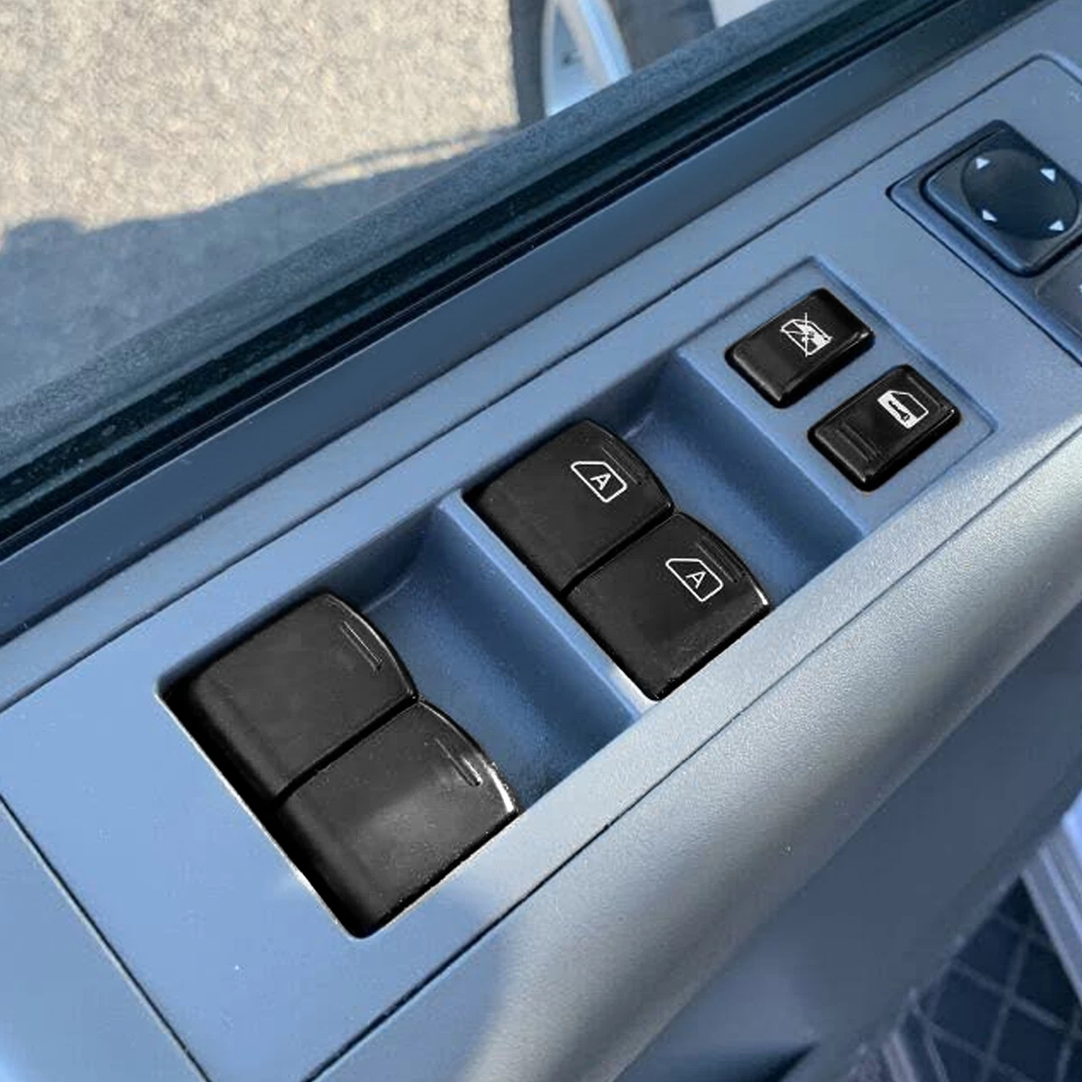 05-07 Nissan Armada / 04-15 Titan Crew Cab Driver Side Master Power Window Switch 8 05-07 Nissan Armada / 04-15 Titan Crew Cab Driver Side Master Power Window Switch - Image 6