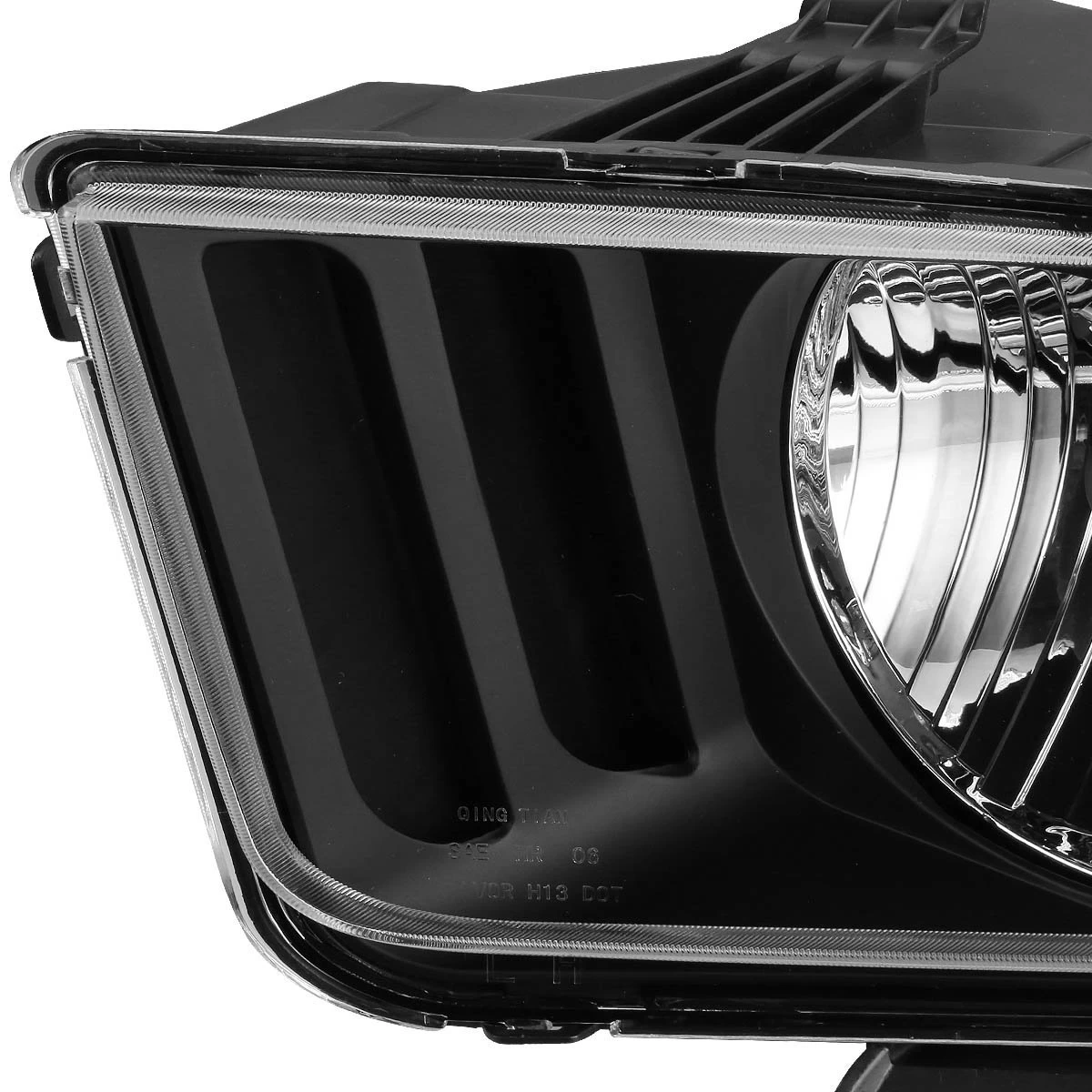 05-09 Ford Mustang Replacement Crystal Headlights - Black 5 05-09 Ford Mustang Replacement Crystal Headlights - Black - Image 3