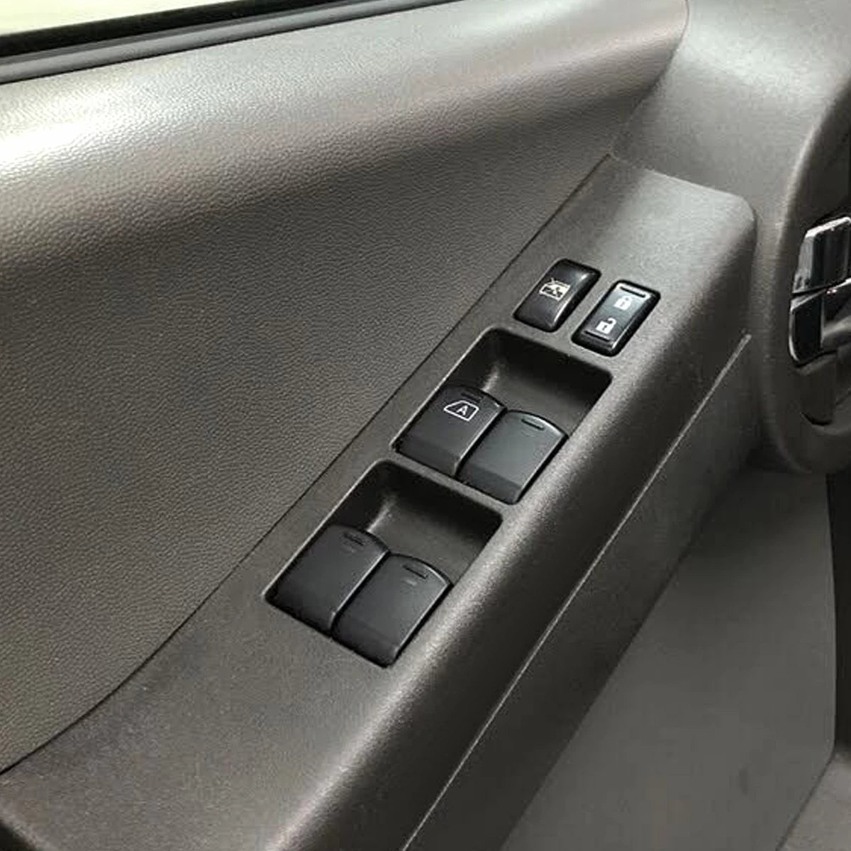 05-12 Nissan Xterra Frontier Crew Cab Driver Side Master Power Window Switch 8 05-12 Nissan Xterra Frontier Crew Cab Driver Side Master Power Window Switch - Image 6