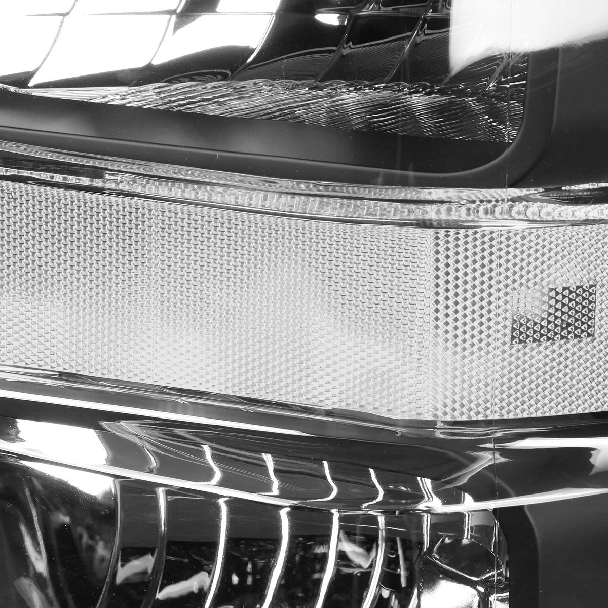 08-10 Ford Sueprduty F250 F350 F450 F550 Replacement Crystal Headlights - Chrome Clear 5 08-10 Ford Sueprduty F250 F350 F450 F550 Replacement Crystal Headlights - Chrome Clear - Image 3