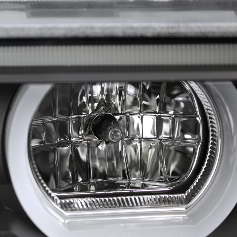 1995-2001 BMW E38 7-Series LED Halo DRL Projector Headlights - Black 5 1995-2001 BMW E38 7-Series LED Halo DRL Projector Headlights - Black - Image 3