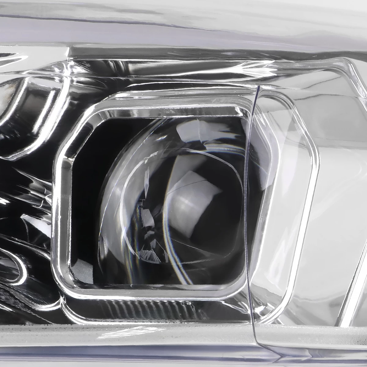 2015-2018 Ford Focus Black LED Sequential Signal Strip Projector Headlights - Chrome 6 2015-2018 Ford Focus Black LED Sequential Signal Strip Projector Headlights - Chrome - Image 4