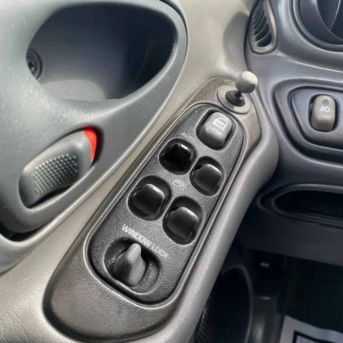 96-05 Pontiac Grand Am Sedan Driver Side Master Power Window Control Switch 8 96-05 Pontiac Grand Am Sedan Driver Side Master Power Window Control Switch - Image 6